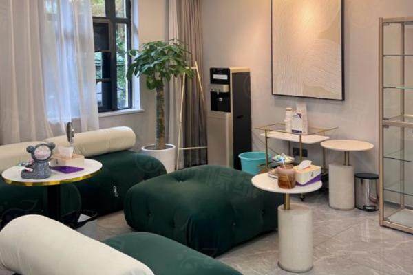 成都高新大象致顏醫(yī)療美容門診部環(huán)境3