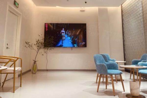 錦州醫(yī)療美容醫(yī)院大廳環(huán)境圖