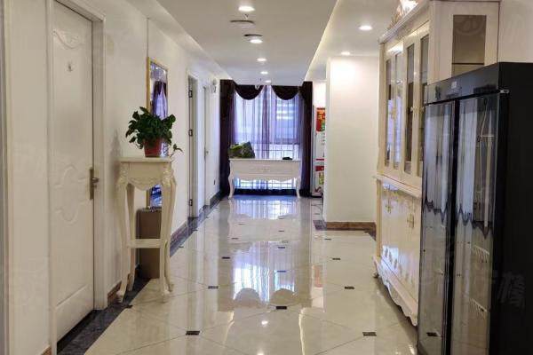 西寧華悅星顏醫(yī)療美容門診部環(huán)境1