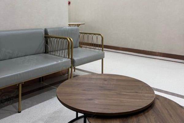 天津坤如瑪麗婦產(chǎn)醫(yī)院醫(yī)學(xué)美容中心休息區(qū)