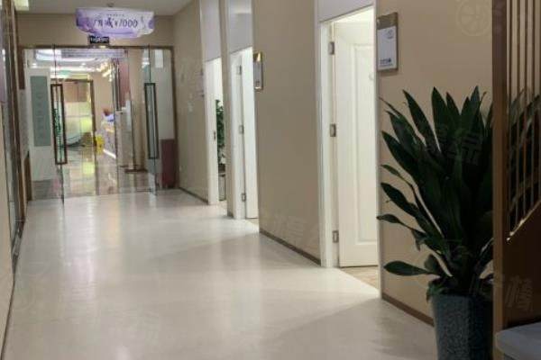 貴陽(yáng)美萊醫(yī)療美容醫(yī)院走廊2