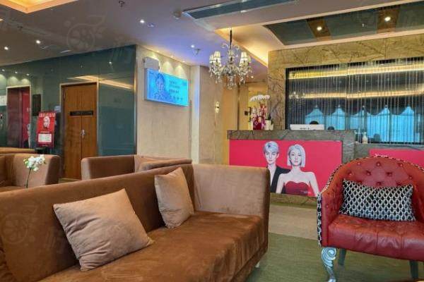 合肥藝星醫(yī)療美容醫(yī)院休息區(qū)