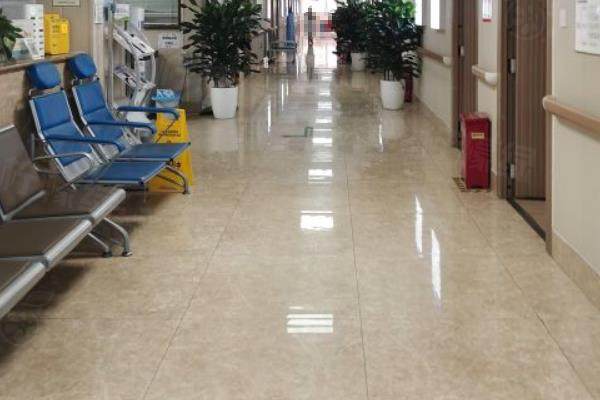 成都友誼醫(yī)院整形美容中心走廊