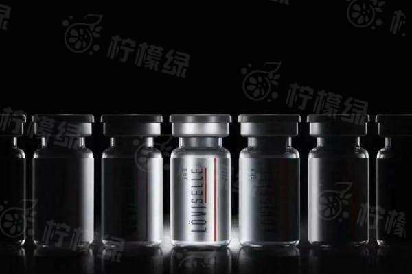 艾維嵐紅瓶和銀色的區(qū)別，紅瓶淺層救初垮/銀色深層緊致，這樣搭配效果好