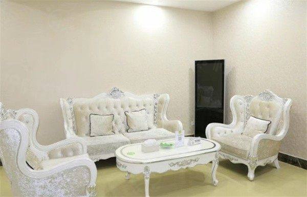 重慶時(shí)光整形美容醫(yī)院正規(guī)嗎？靠譜，能做高難度頜面整形，醫(yī)生經(jīng)驗(yàn)豐富，價(jià)格合理