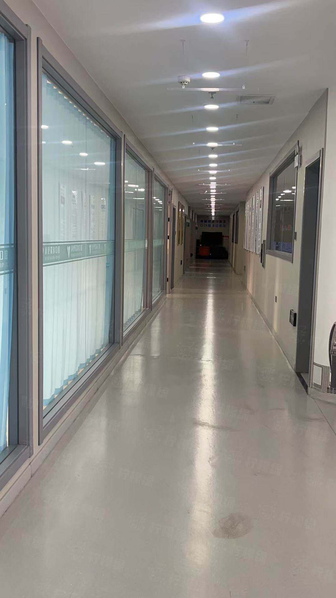 長春中妍奧拉克美容醫(yī)院是正規(guī)的嗎？正規(guī)，技術(shù)靠譜，植發(fā)、整形、皮膚項目效果獲顧客高度認(rèn)可 