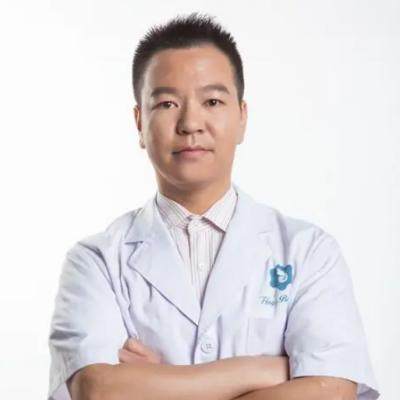 泉州海峽整形醫(yī)院郭永軍