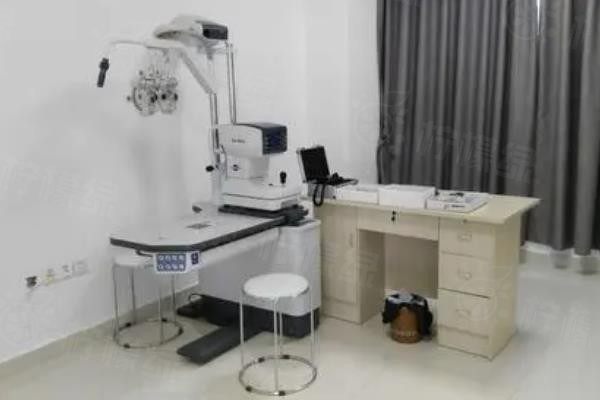 海南省眼科醫(yī)院價格表www.sanboo.cn