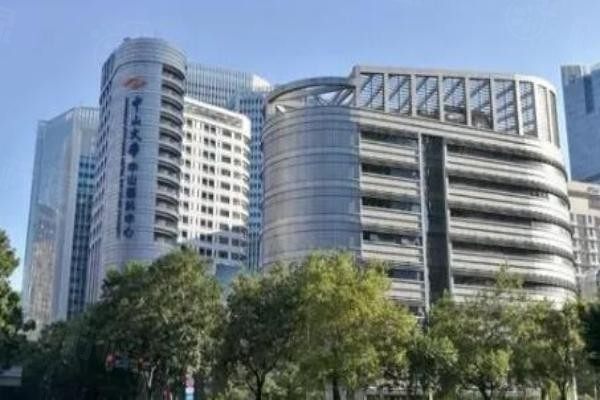 中山大學(xué)中山眼科中心近視手術(shù)價(jià)格www.sanboo.cn