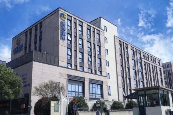 上海普瑞眼科醫(yī)院收費(fèi)標(biāo)準(zhǔn)m.okostu.com