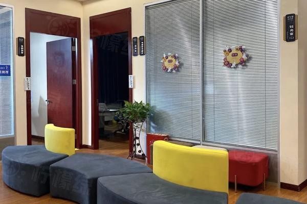 貴陽愛爾眼科醫(yī)院m.okostu.com