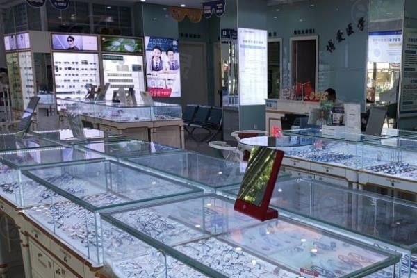 鄭州博愛眼科是正規(guī)醫(yī)院?jiǎn)醱ww.sanboo.cn