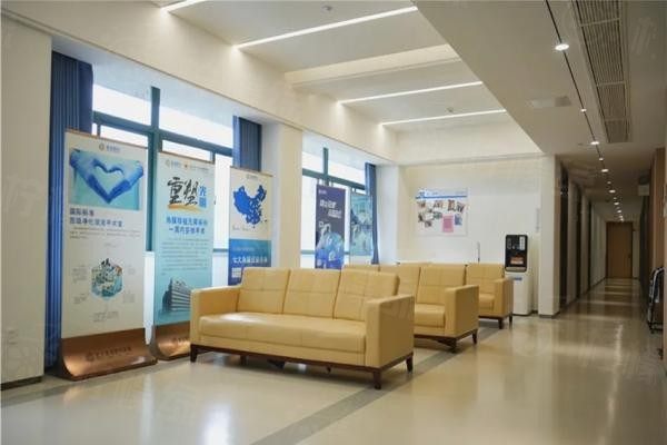 武漢普瑞眼科醫(yī)院www.sanboo.cn20240305353076.jpg