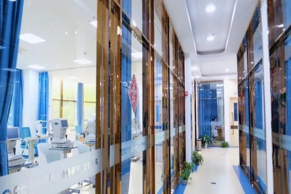 西安佰視佳眼科醫(yī)院地址www.sanboo.cn