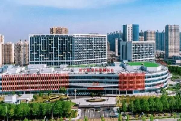 濟寧醫(yī)學(xué)院附屬醫(yī)院眼科預(yù)約掛號www.sanboo.cn