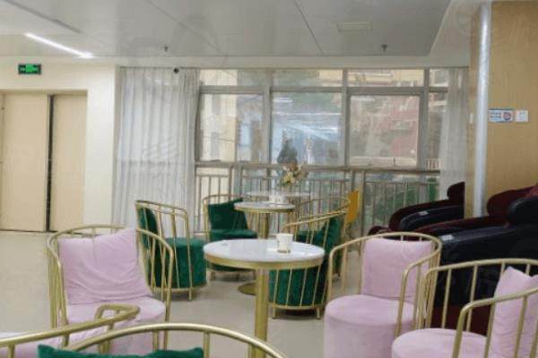 長(zhǎng)沙吉強(qiáng)眼科醫(yī)院價(jià)格表www.sanboo.cn