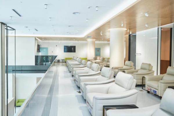 鄭州視獻眼科醫(yī)院費用高嗎？www.sanboo.cn