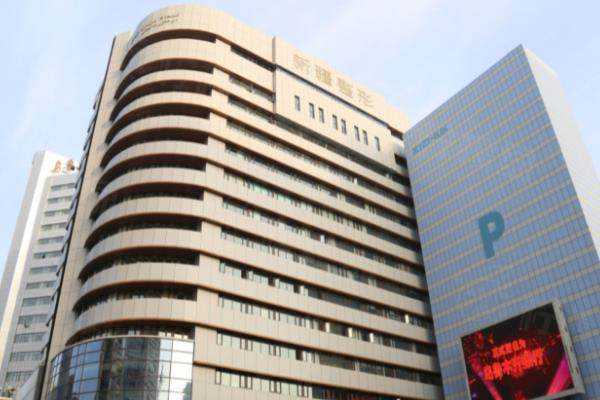 烏魯木齊華美整形和新疆整形哪個好？都是正規(guī)出名的整形醫(yī)院，含詳細(xì)對比！okostu.com