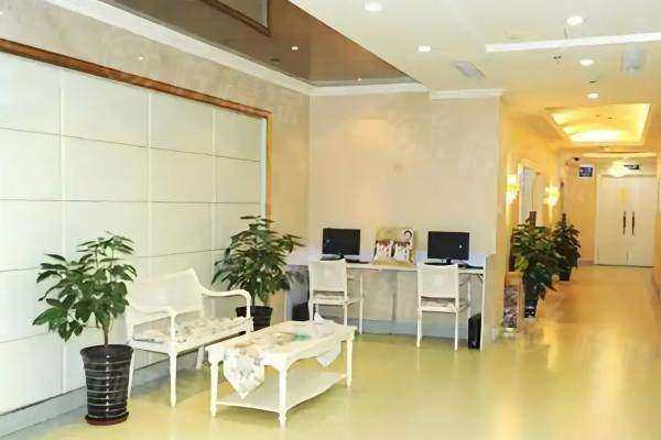 青島博士醫(yī)學(xué)美容醫(yī)院電話地址www.sanboo.cn