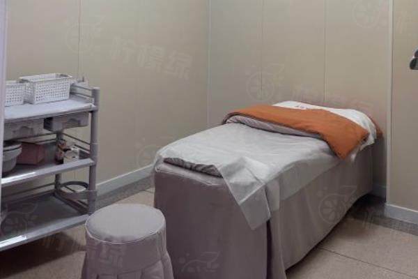 南寧東方整形醫(yī)院電話是多少www.sanboo.cn