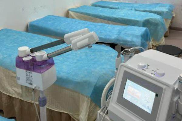 成都素美醫(yī)療美容門(mén)診部李建鋼怎么樣www.sanboo.cn