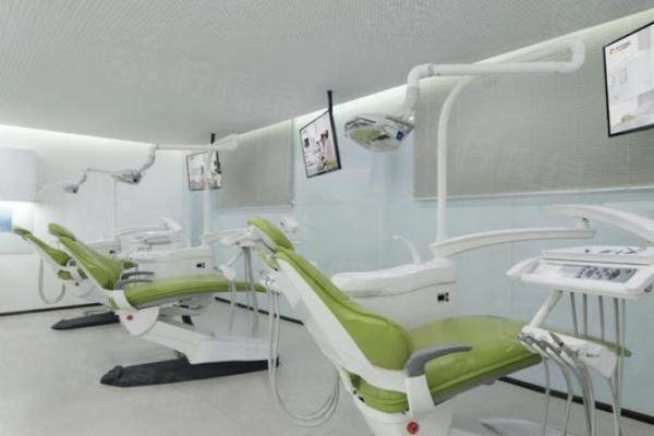 張棟梁醫(yī)生